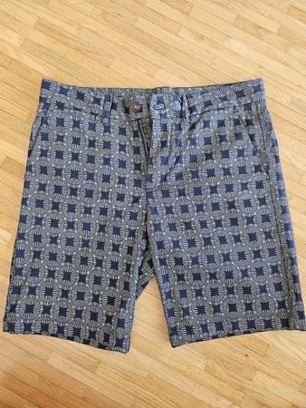 Sommershorts von WE, Grösse W28, sehr guter Zustand!