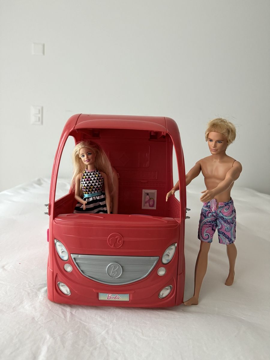 Barbie Case e mobili per bambole: Pink Barbie Dream Campervan – Usato da Vesenaz venduto da nat_mq8l 1