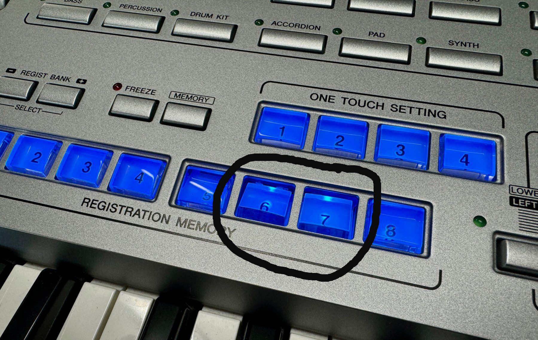 Yamaha Musikinstrumente: Yamaha Tyros 5  76 Tasten – Gebraucht aus Uster von  6