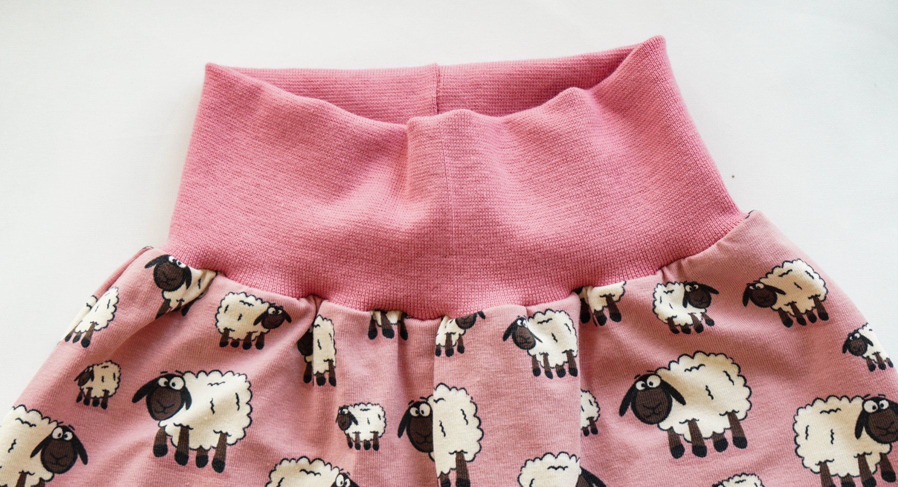 Pantaloni: Pink Pumphose mit Schafe Gr.80/86 - NEU – Nuovo e nell'imballaggio originale da Zürich venduto da sambaum 3