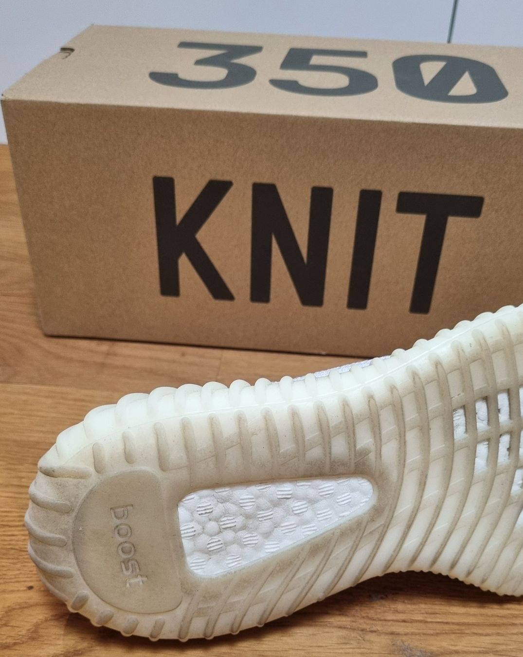 Adidas Scarpe da uomo: Adidas YEEZY BOOST 350V2 CMPCT "Slate Bone" – Nuovo (secondo la descrizione) da Rotkreuz venduto da Muffinman9999 2
