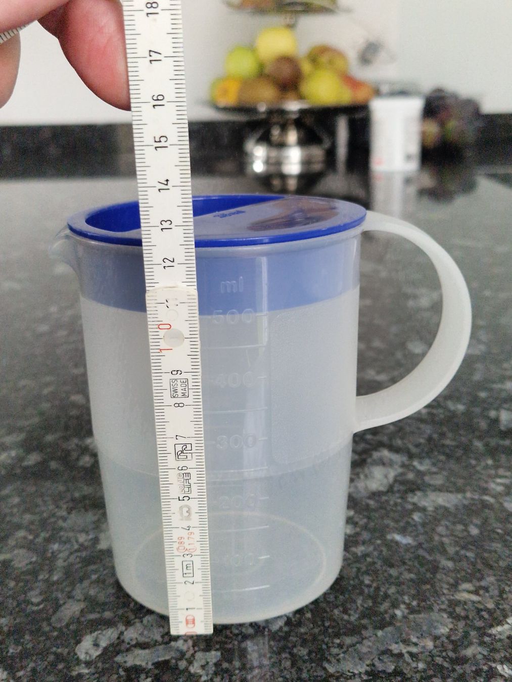 Tupperware Behälter & Ähnliches: Tupperware Messbecher 500ml mir Deckel – Gebraucht aus Mezzovico von maemy 1