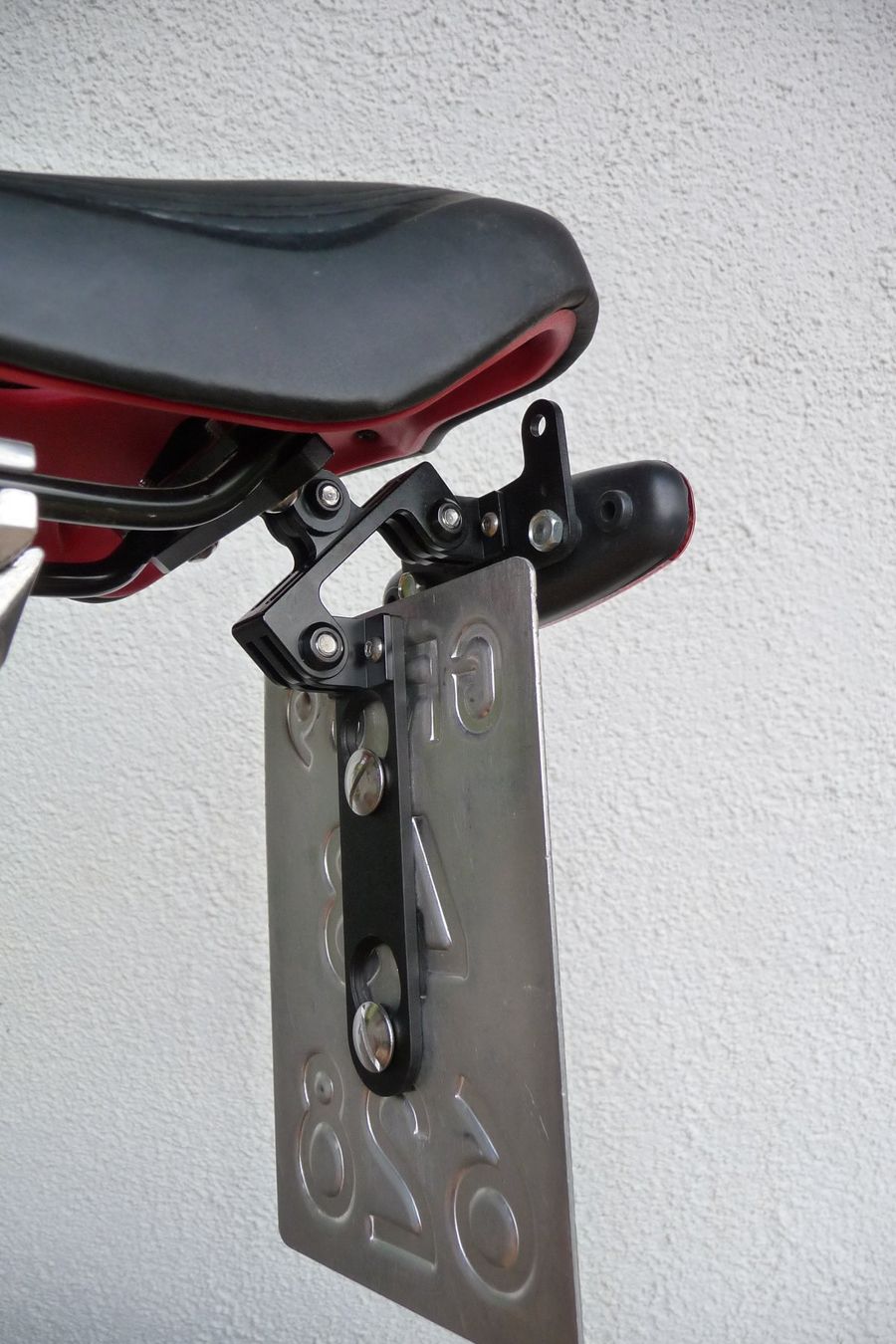 Pezzi di ricambio: Kontrollschildhalter E-Bike – Nuovo e nell'imballaggio originale da Vignogn venduto da Stiago2 1