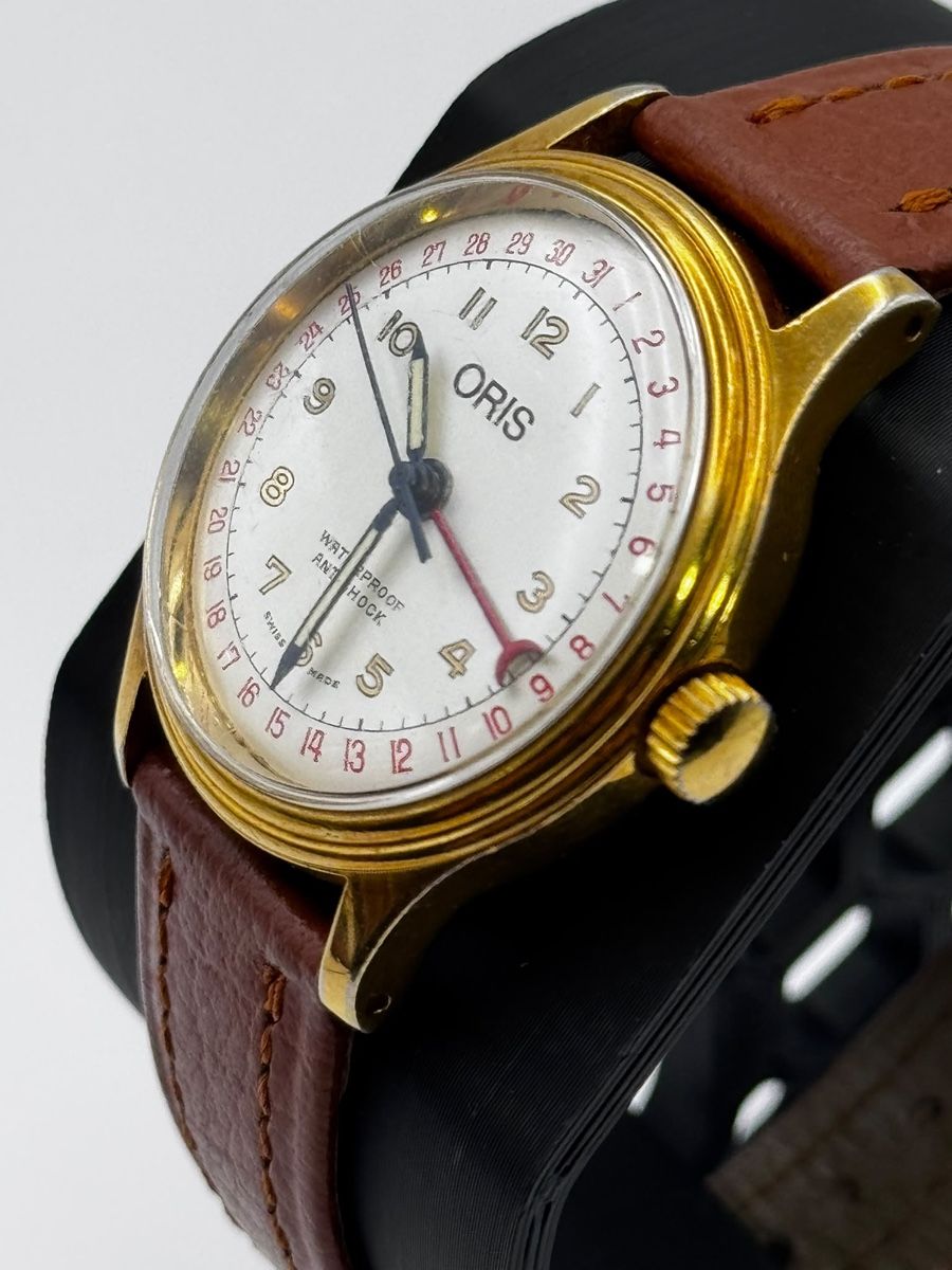 Oris Orologi: Vintage Oris Pointer Date Handaufzug Ref. 7285 - 31.5mm – Usato da Hunzenschwil venduto da MeliT 1