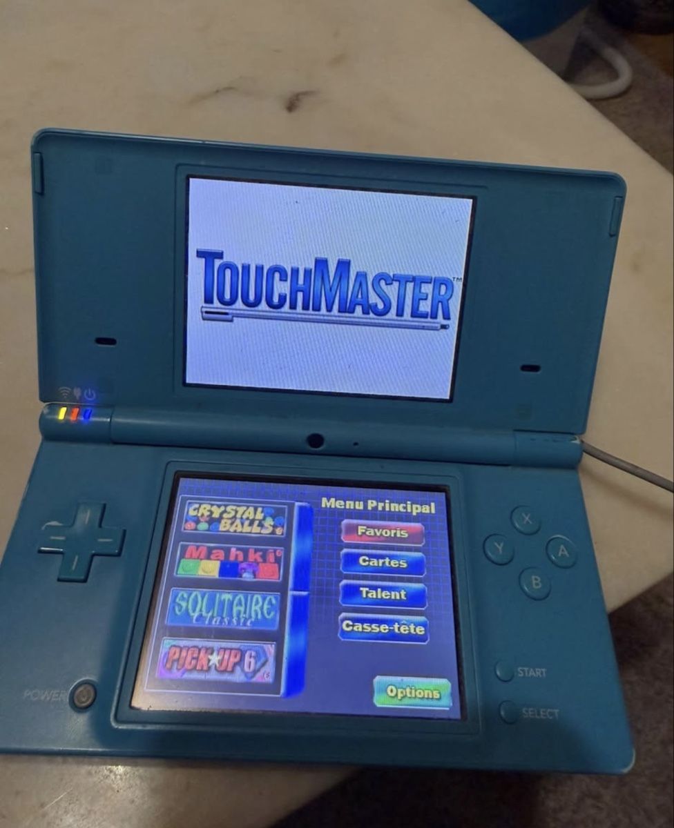 Giochi: 2 Nintendo DS  + 7 jeux – Usato da Charmey (Gruyère) venduto da raz_dv9r 1