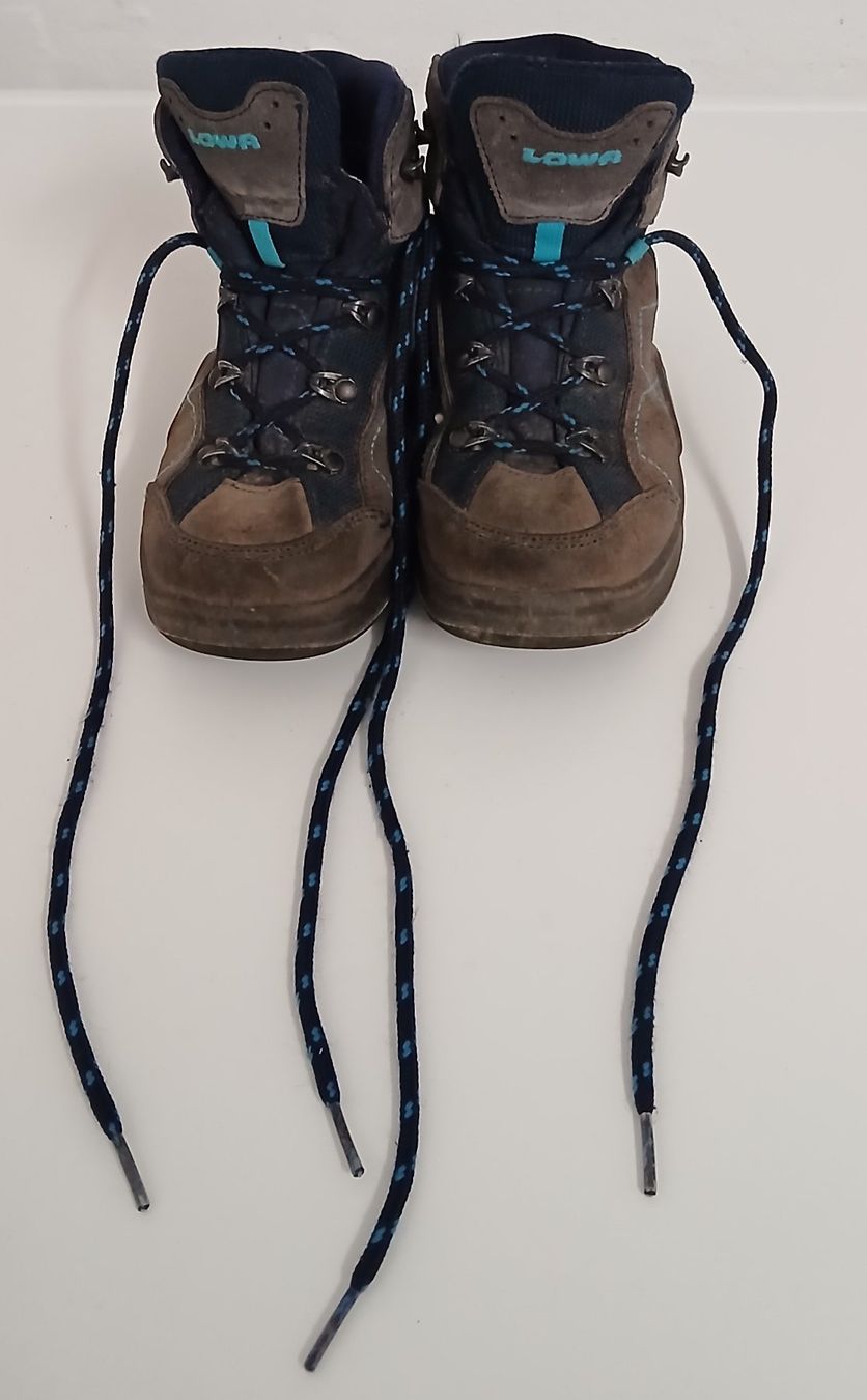 Lowa Schuhe für Jungen: Lowa Wanderschuhe Kinder Grösse 29 – Gebraucht aus Sissach von mar_xc7r