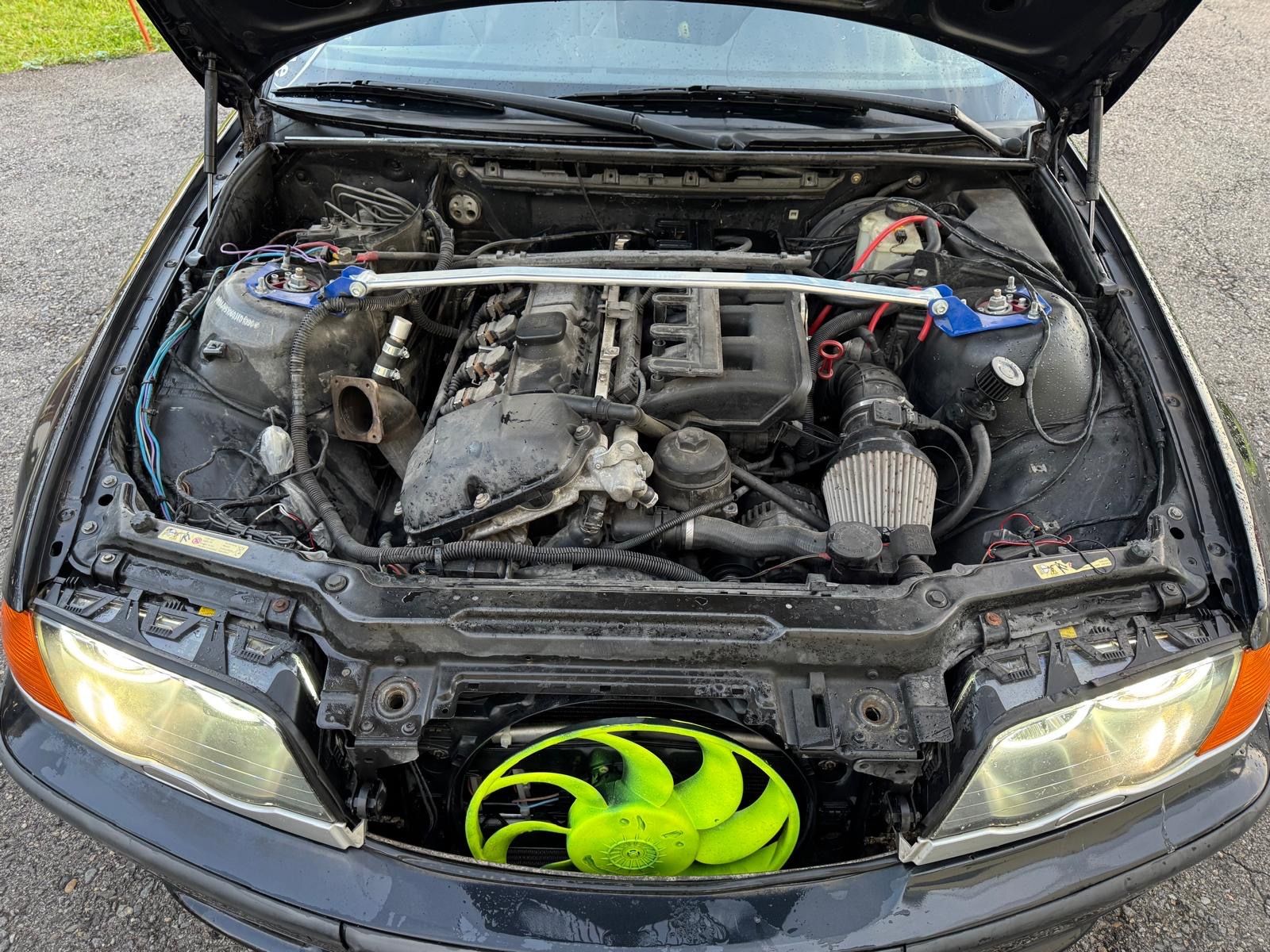 BMW Automobili: Zum Verkaufen steht ein Bmw E46 330i Drift – Usato da Schmerikon venduto da Passat018 6