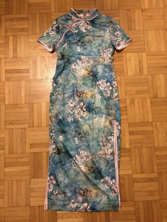 Robe chinoise traditionnelle floral