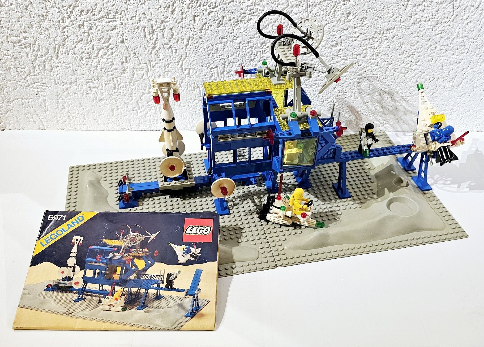 Lego Baukästen: LEGO LEGOLAND 6971 CLASSIC SPACE INTER GALAXIC COMMANDO BASE – Gebraucht aus Turbenthal von Ddanuh 9