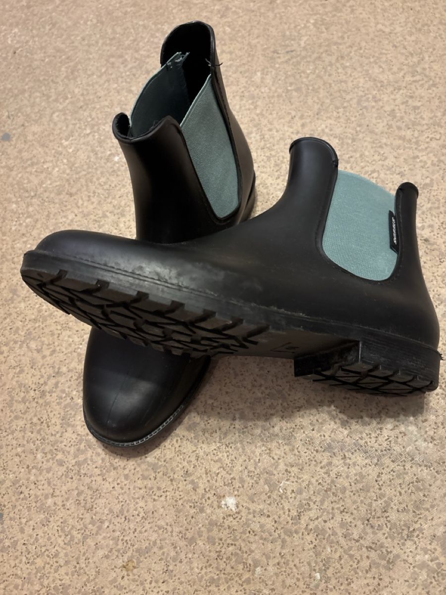 Scarpe da donna: Reitstiefel/Stiefeletten Steeds Gr.41 – Usato da Rickenbach b. Wil venduto da Tweeny02 2