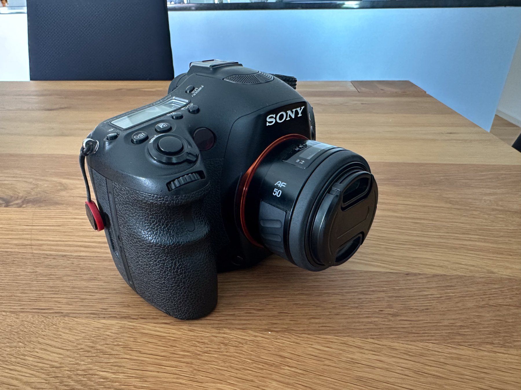 Sony Fotocamera: Sony Alpha 99 inkl. Minolta 50mm f/1.7. Shutter < 12'000 – Usato da Unterseen venduto da domhad 5