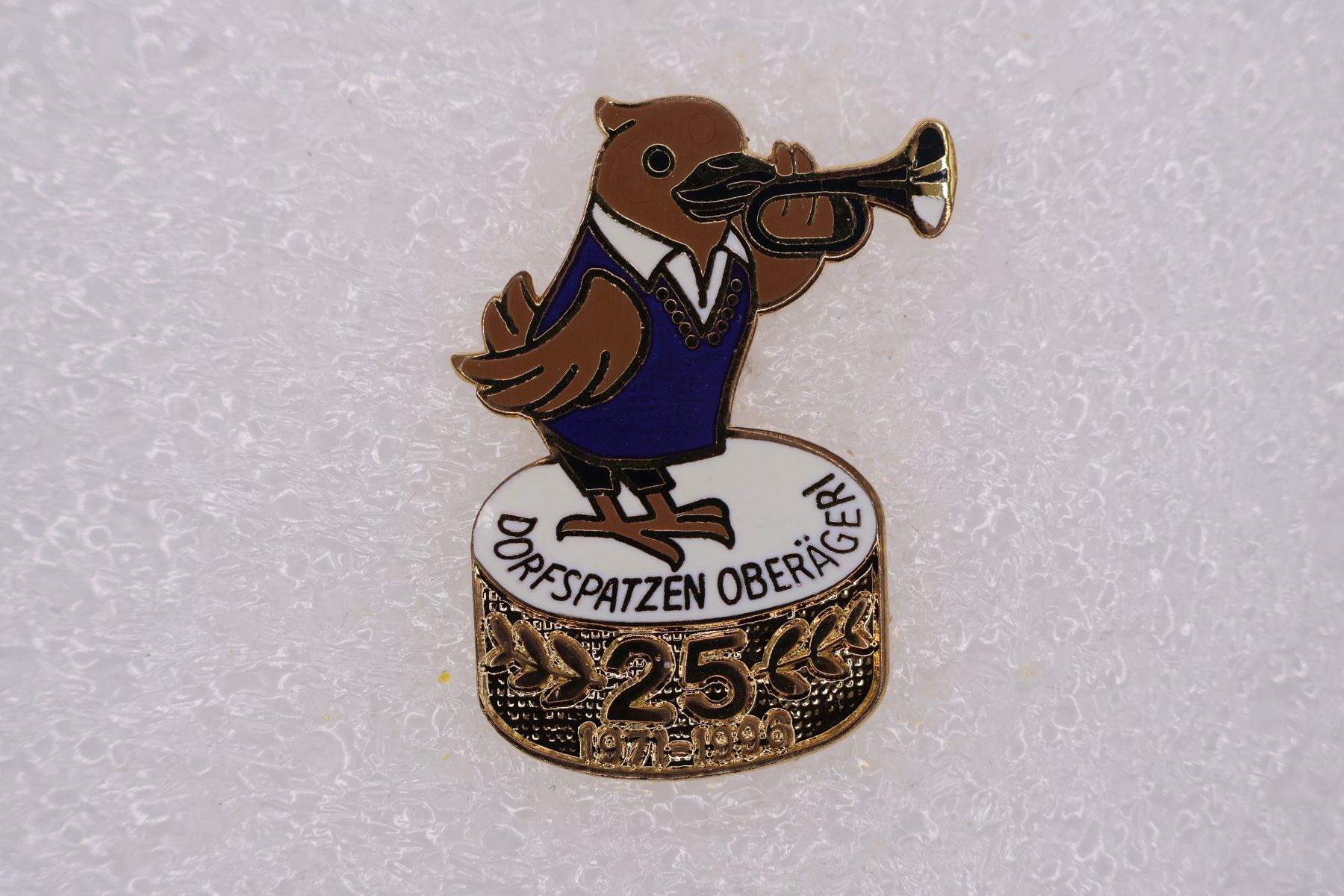 Placchette & Badge: DORFSPATZEN  OBERÄGERI  1971 - 1996 – Usato da Winterthur venduto da Sammleroase