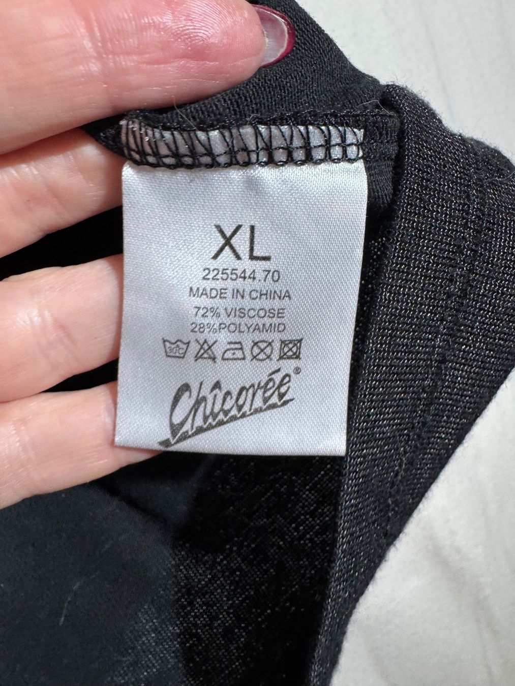 T-shirt: Schwarzes Shirt von Chicoree Gr. XL – Usato da Grosswangen venduto da SALE_SALE_SALE 3