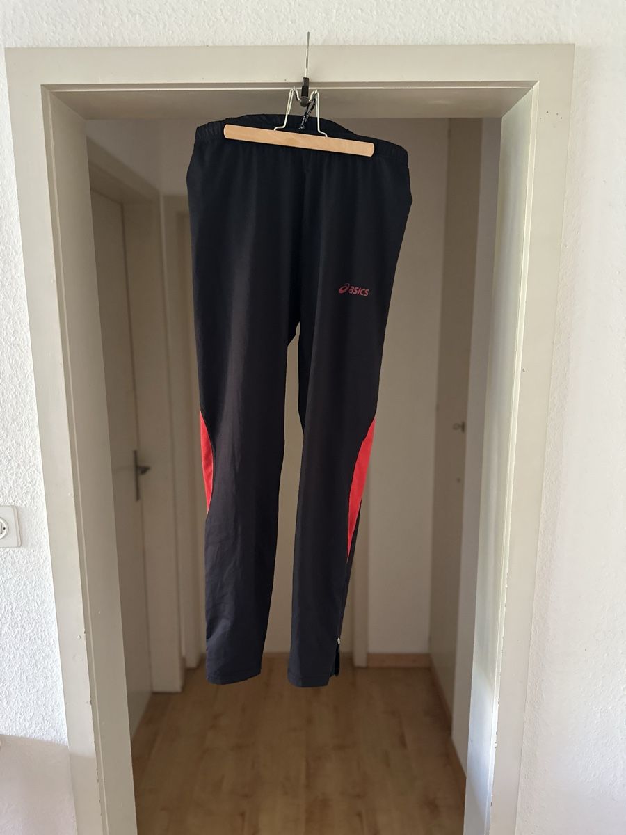 Asics Pantalons: Asics Jogging Hose – D'occasion à Zürich par Stern8055