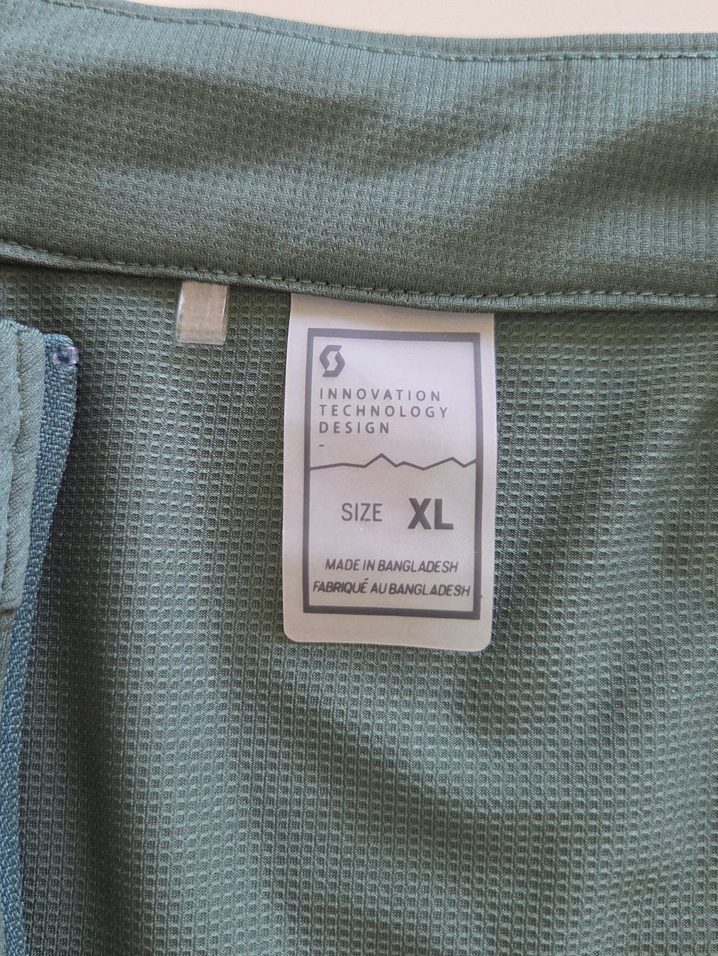 Scott Canottiere & Pantaloni: Fahrrad-Trikot von SCOTT – Usato da Oberrieden venduto da Smart570 4