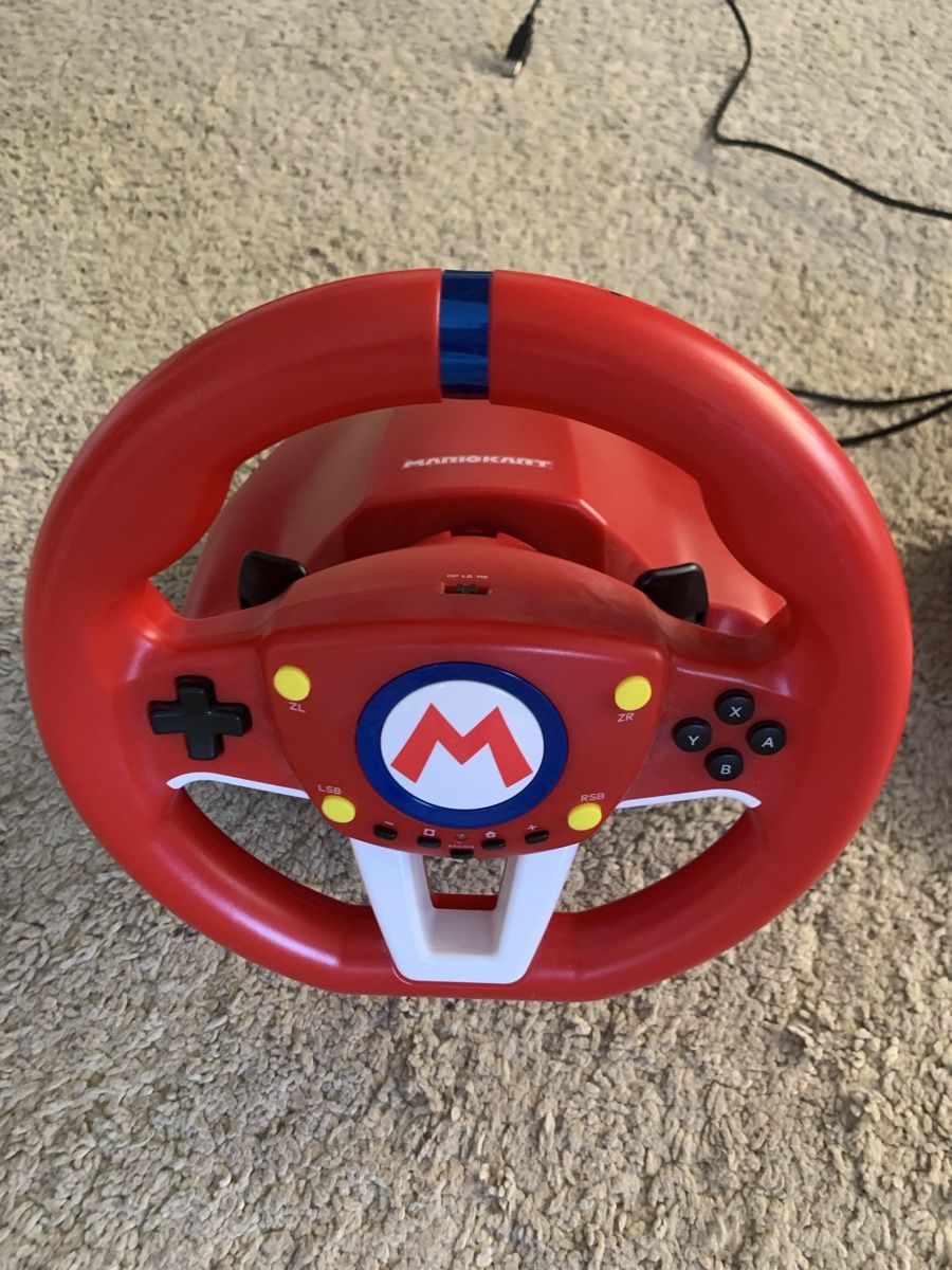 Nintendo Controller: MarioKart Nintendo Switch Lenkrad & Pedale – Usato da Würenlos venduto da JuliaCaroline 1