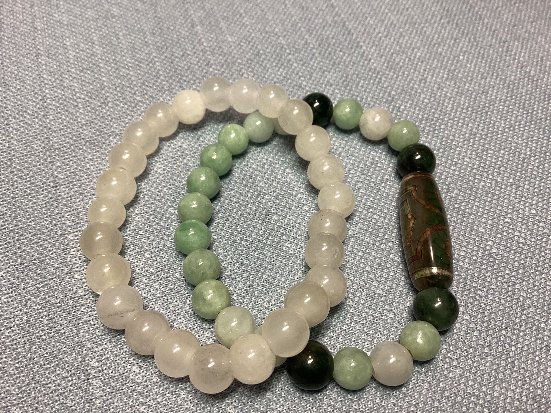 Armbänder & -reifen: Jade Armbänder mit tibetischem Dzi-Stein – Neu und originalverpackt aus Laax GR von Kiki-Kingdom2 1
