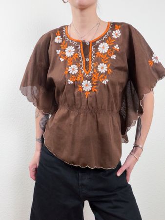 Vintage 80s embroidered blouse 