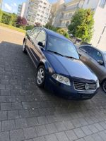 VW Passat V5 Limousine dunkelblau