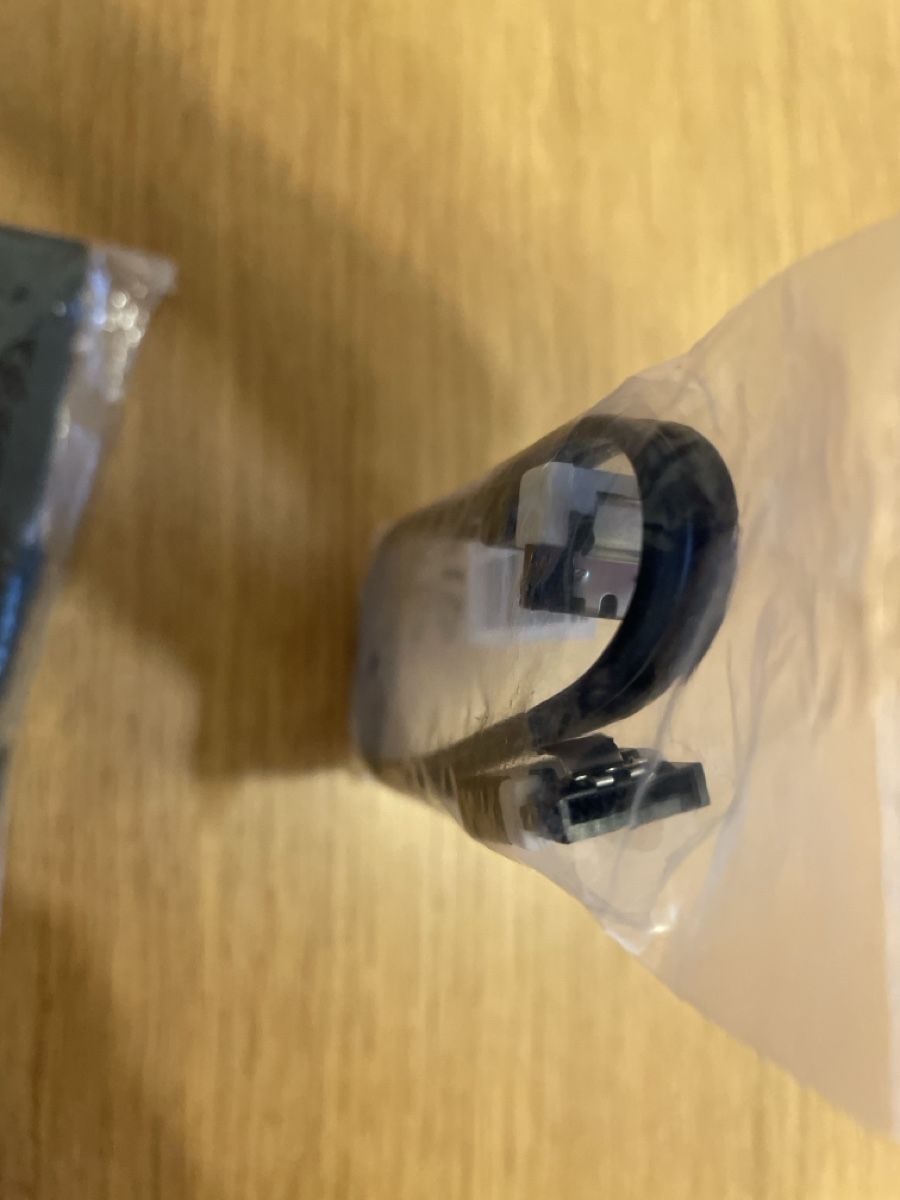 Asus Cavi: Neues ASUS Festplatten-Kabel? – Nuovo (secondo la descrizione) da Zürich venduto da spo_zxm7 3