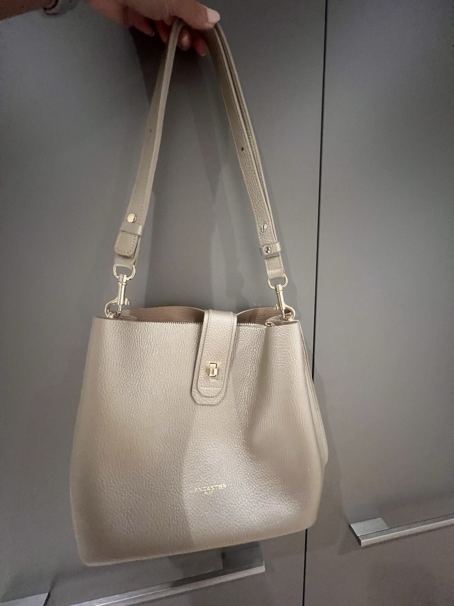 Lancaster Taschen für Damen: Lancaster Paris Umhängetasche – Neu (gemäss Beschreibung) aus Münchenbuchsee von CoRa_93
