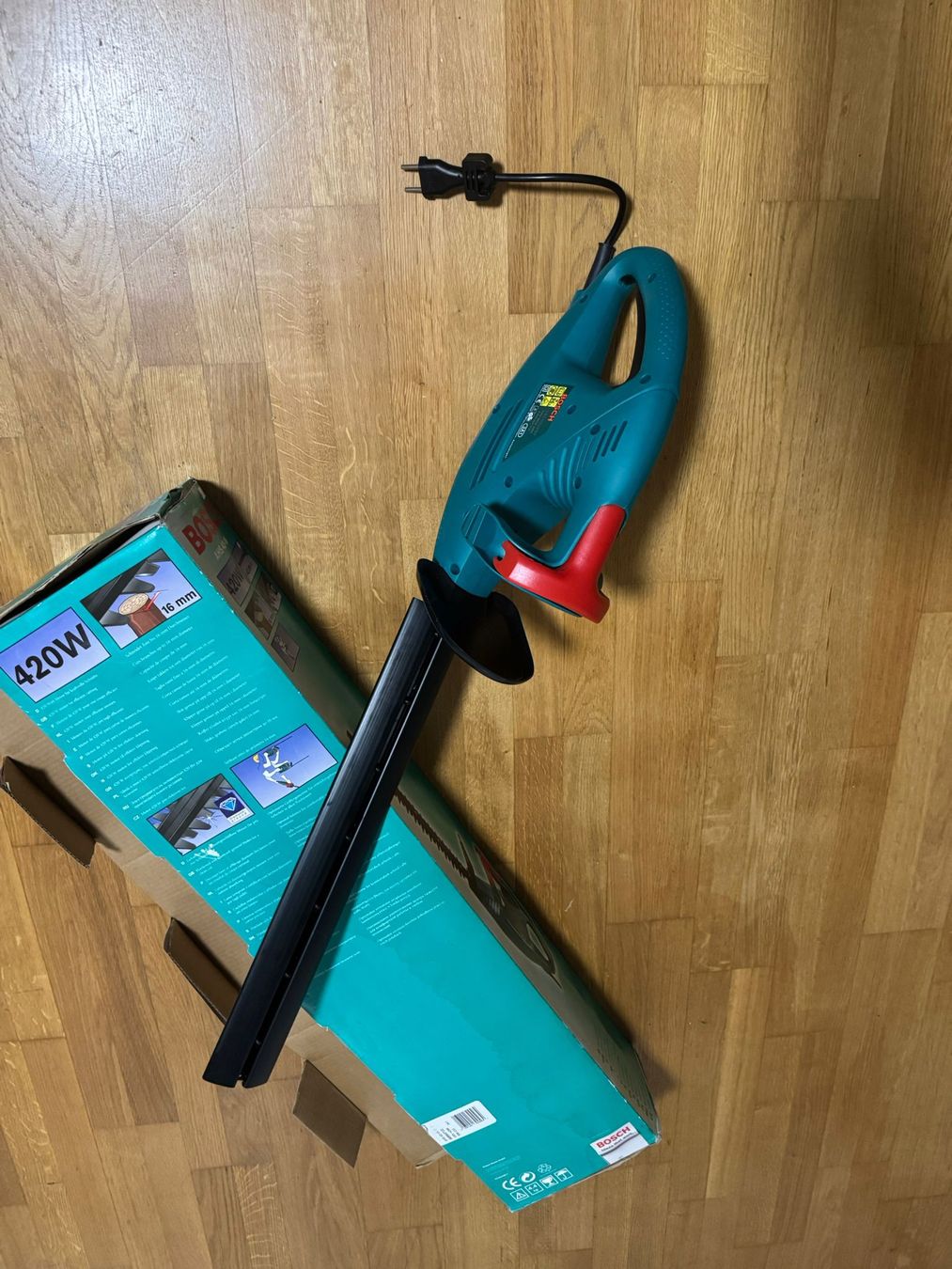 Tutti gli attrezzi: Bosch Heckenschere – Usato da Urdorf venduto da robinson80 2