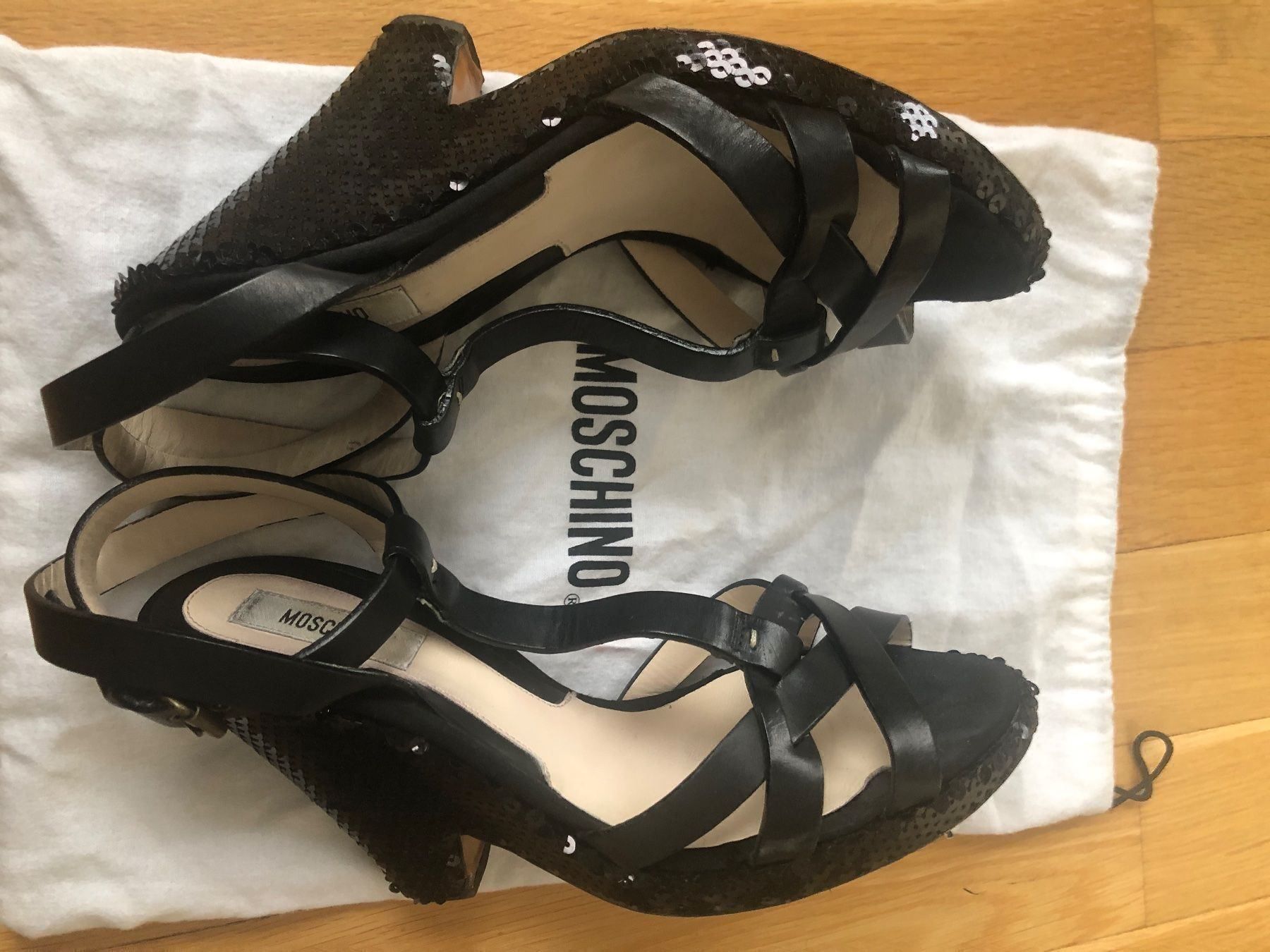 Moschino Scarpe da donna: Moschino Vintage Sandals, Gr 38,5 – Usato da Uetikon am See venduto da erz13 3