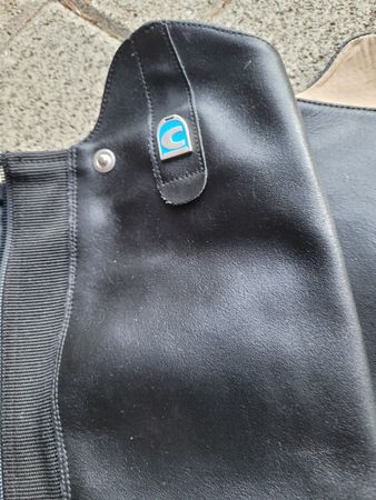Lederchaps zum Reiten mit Reisverschluss
