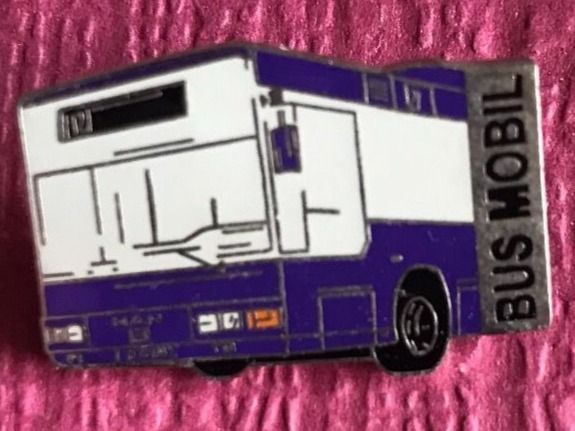 Bus Cars Pin (Gebraucht) in Itingen für CHF 2.5 – mit Lieferung auf ...