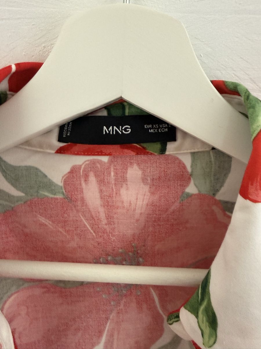 Mango Chemisiers: Damen Hemd Mango Blumenmuster – D'occasion à Uster par Marciii 1