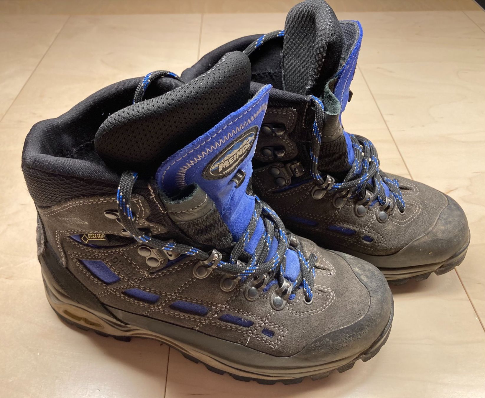 Meindl Scarpe da donna: Meindl Wanderschuh Damen Gr. 39 (über 300.- Rabatt!) – Usato da Biel/Bienne venduto da Slue01