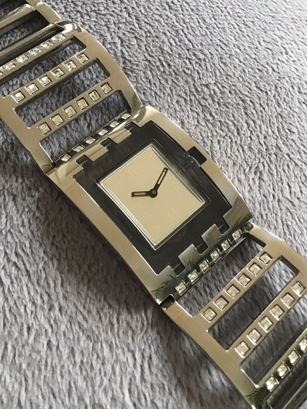 Swatch Bracciali & Braccialetti: Damen Armbanduhr Swatch – Nuovo (secondo la descrizione) da Zürich venduto da Balanca 1