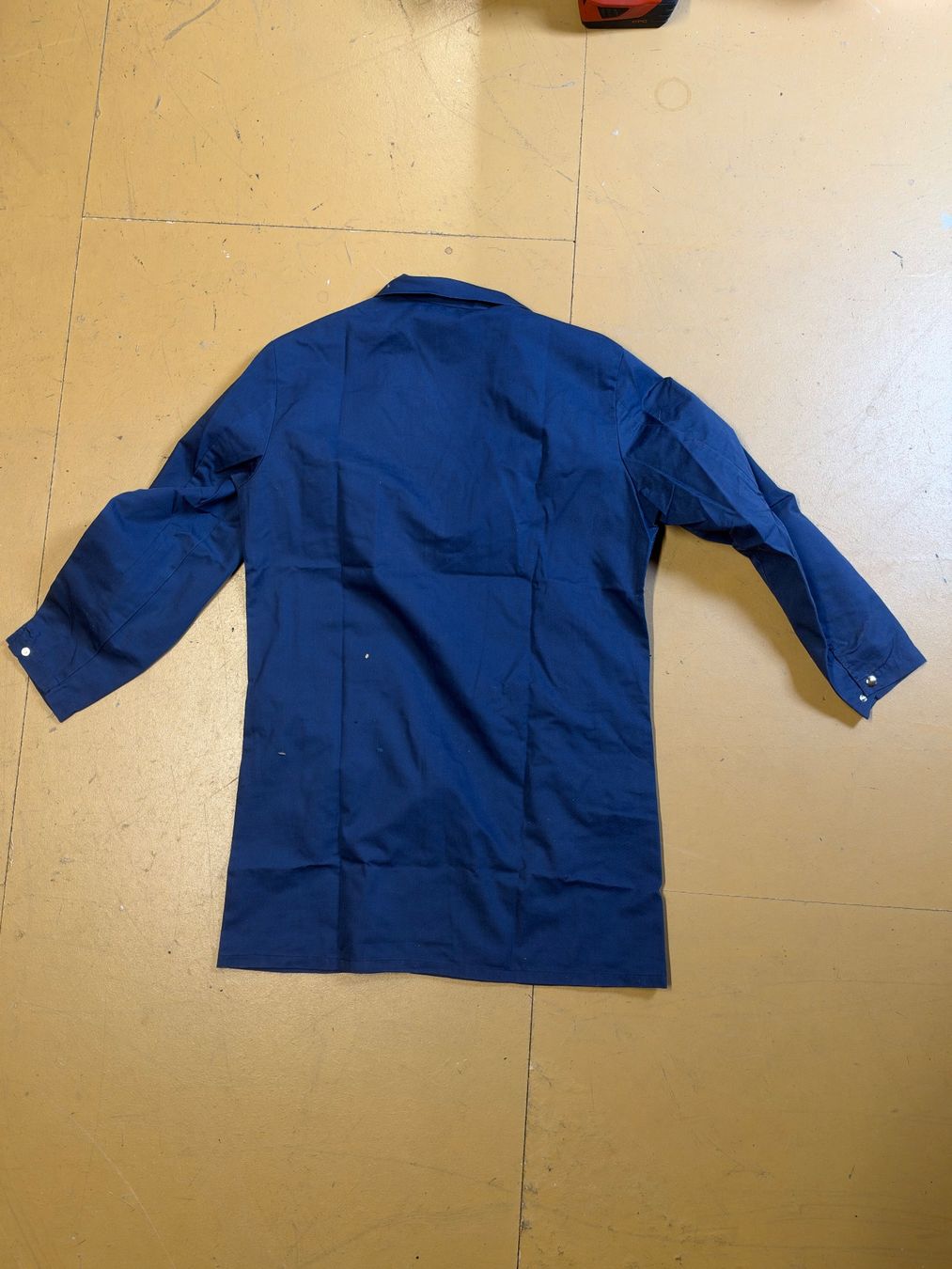 Swissair Uniformen: Arbeitskittel Swissair – Gebraucht aus Zürich von 888simon888 1