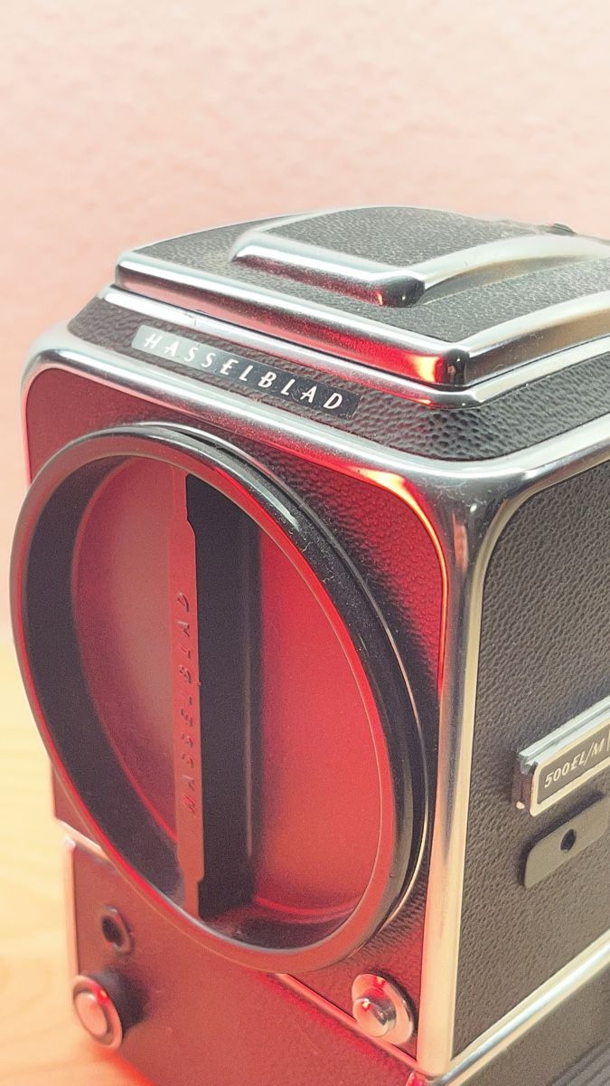 Hasselblad Fotocamera: Hasselblad 500EL/M – Usato da Lausanne venduto da Djoulaille 1