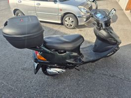 Roller Kymco Agility 125ccm dunkelgrün mit Topcase guter ...