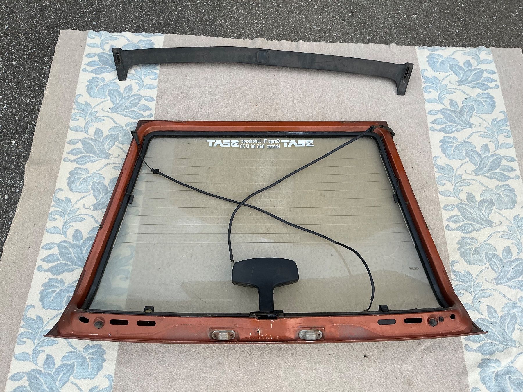 VW Tutti pezzi di ricambio auto: Heckklappe VW Scirocco 2 (braun) – Usato da Marbach LU venduto da bru_kk6q 1