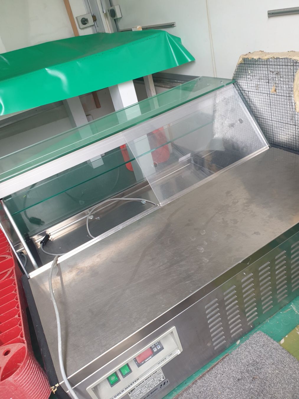 Rimorchi: Imbissanhanger – Usato da Frutigen venduto da Nat61 6