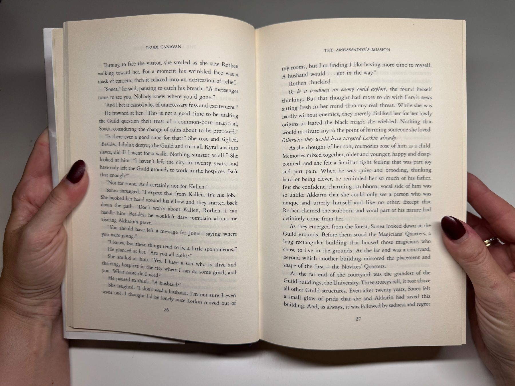 Bücher: NOVEL: Trudi Canavan, The ambrassador's mission – Gebraucht aus Grosswangen von English_books 3