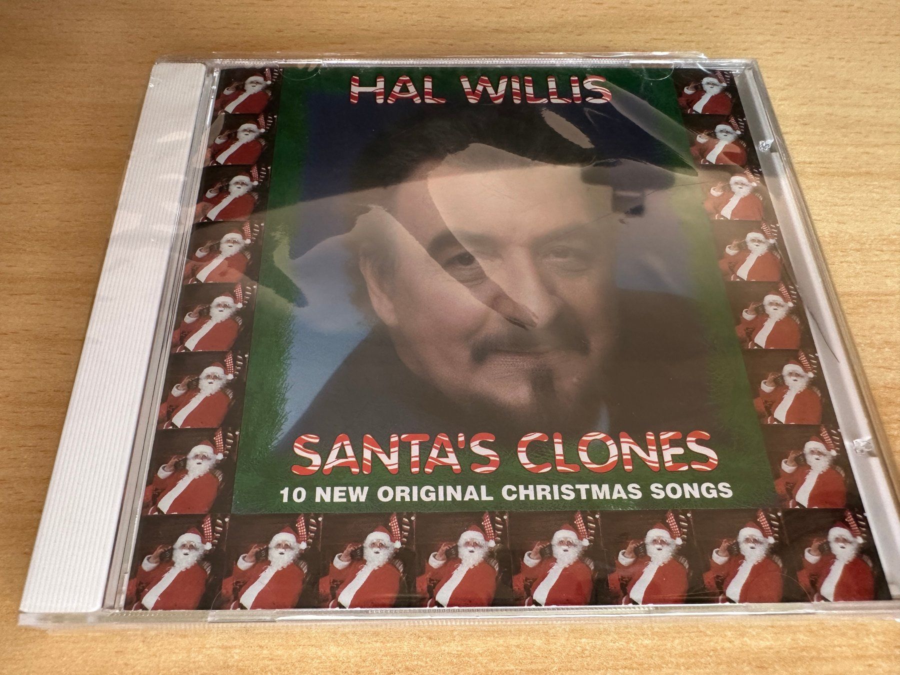 CD: Hal Willis – Santa's Clones – Usato da Rikon im Tösstal venduto da Alpenmutz