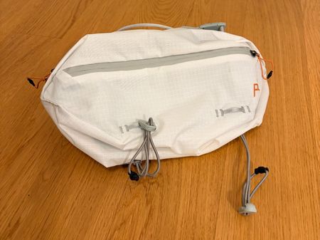 Peak Design Outdoor Sling (7L) in weiss