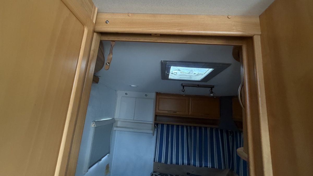 Knaus Camping Fahrzeuge: Wohnwagen Knaus 500 – Gebraucht aus Laupen BE von chartchiw 9