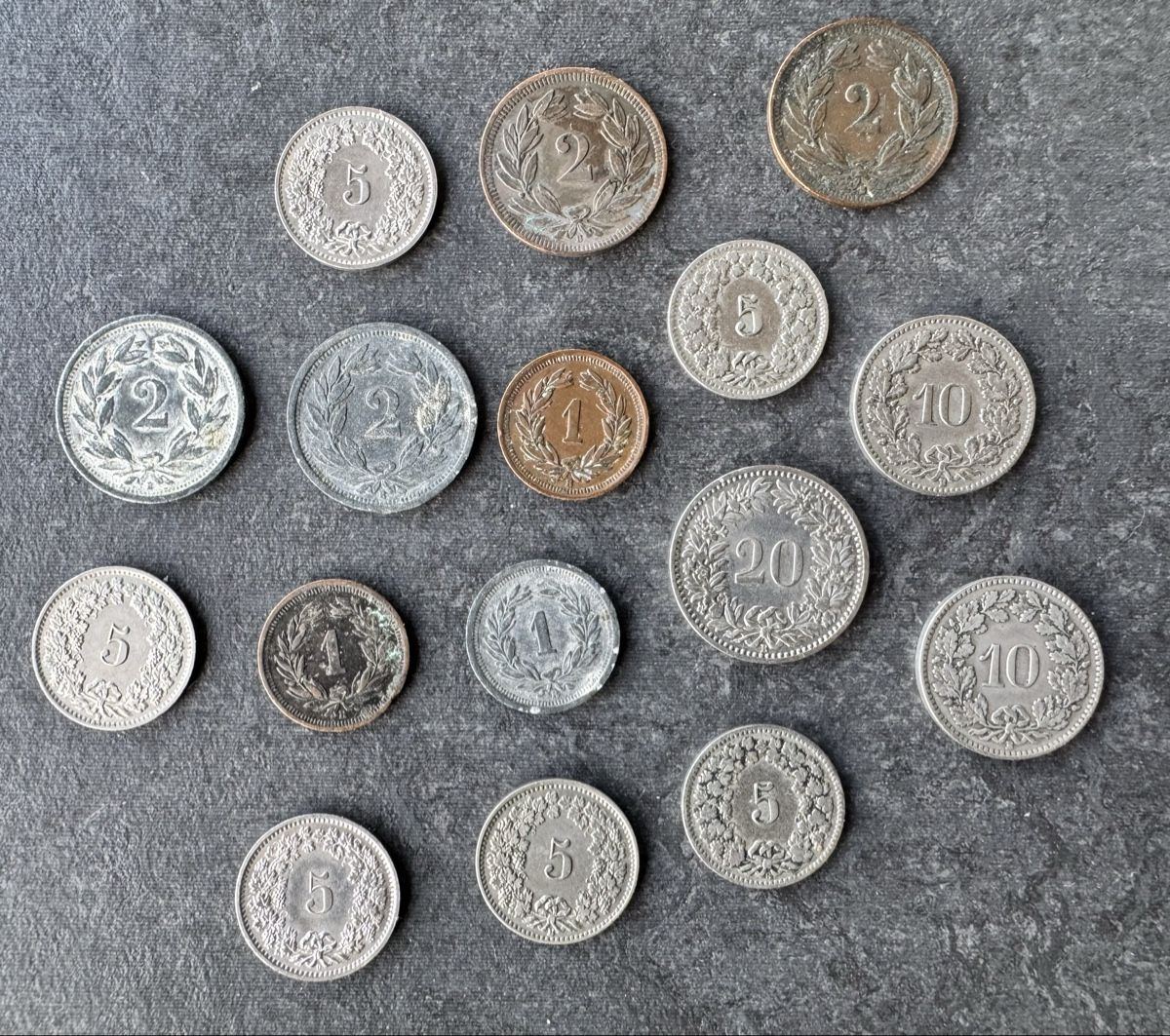 Alle Münzen: Lot Schweizer Kleinmünzen – Gebraucht aus Meilen von coins4sale 1