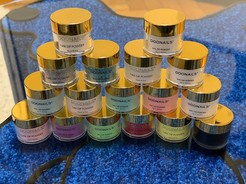 Unghie finte: DOONAILS NAIL DIP POWDER DIV. FARBEN – Nuovo (secondo la descrizione) da Zürich venduto da Nikita.-