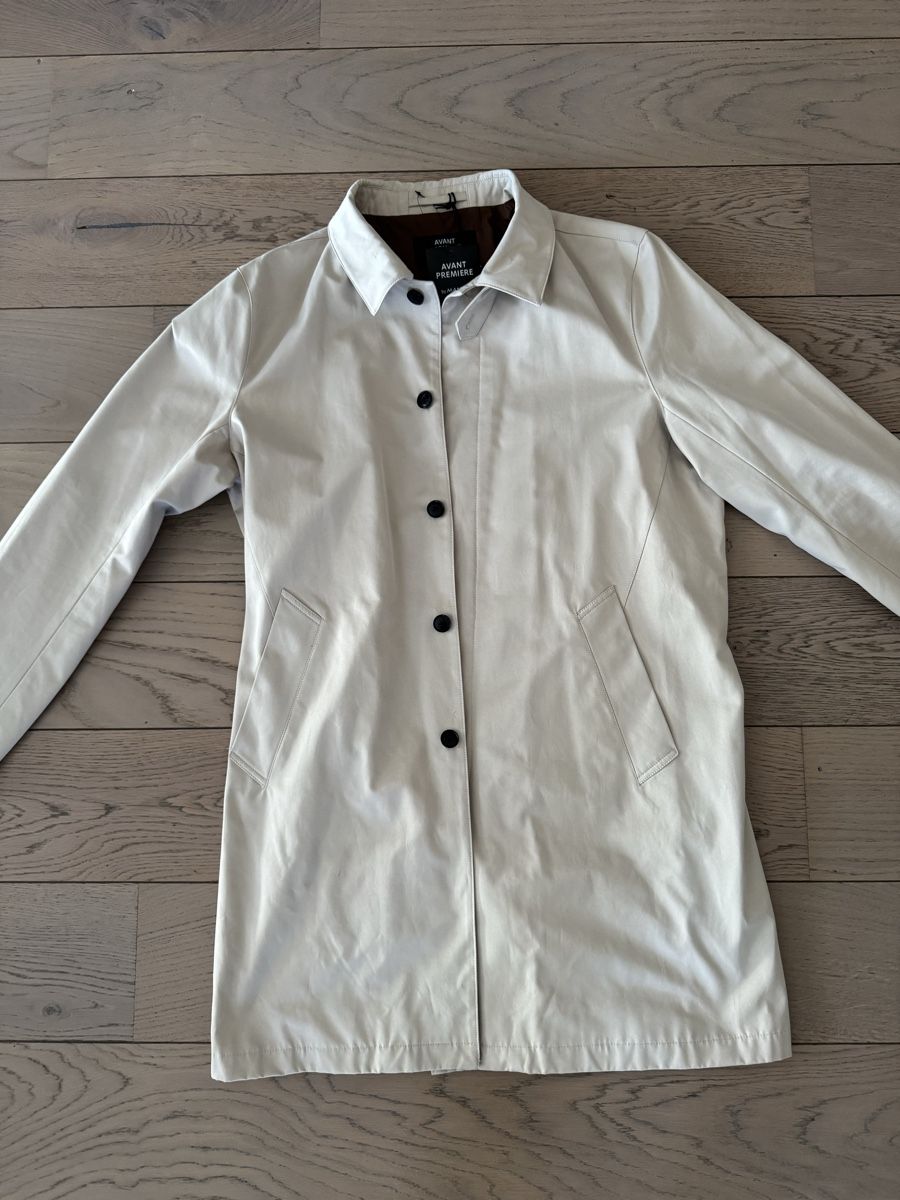 Manor Mäntel: Tranch Coat Manor  – Neu und originalverpackt aus Corpataux von seniz 1