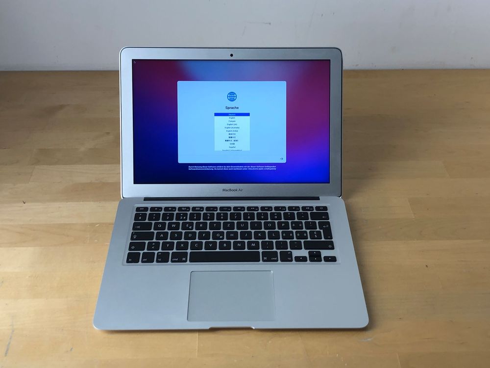 Apple MacBook Air 13 Core i7 2.2Ghz , 256GB, 8GB, 2017 (Grade A