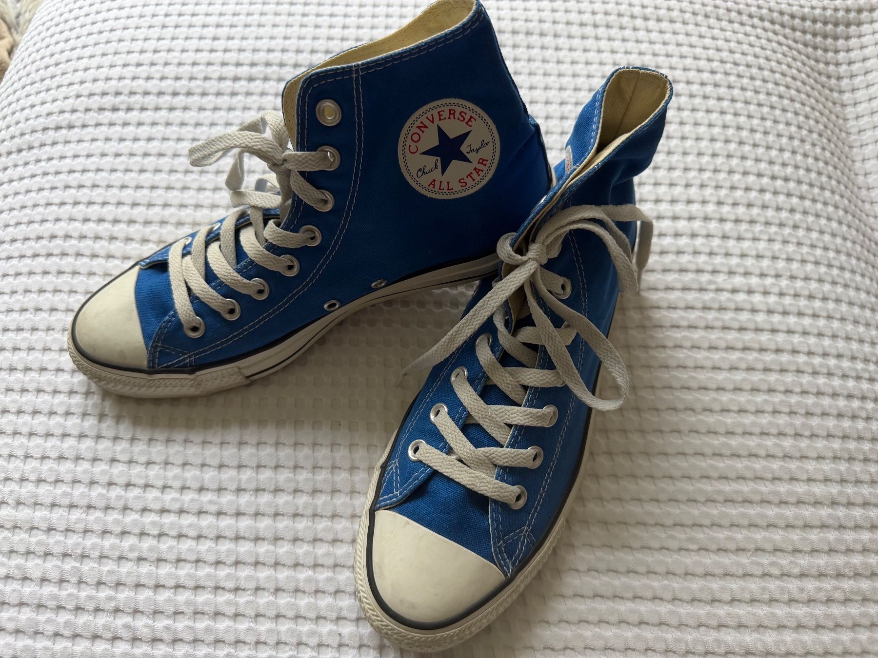 Converse Scarpe da uomo: Converse All Star High, blau Grösse 41,5 – Usato da Samedan venduto da Lingi08