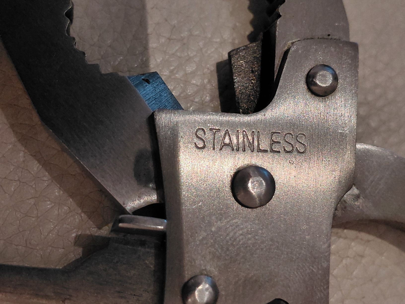 Coltelli tascabile: Multitool /Tool mit Zange, Messer, Schraubenzieher! – Usato da Belp venduto da mar_76s8 2