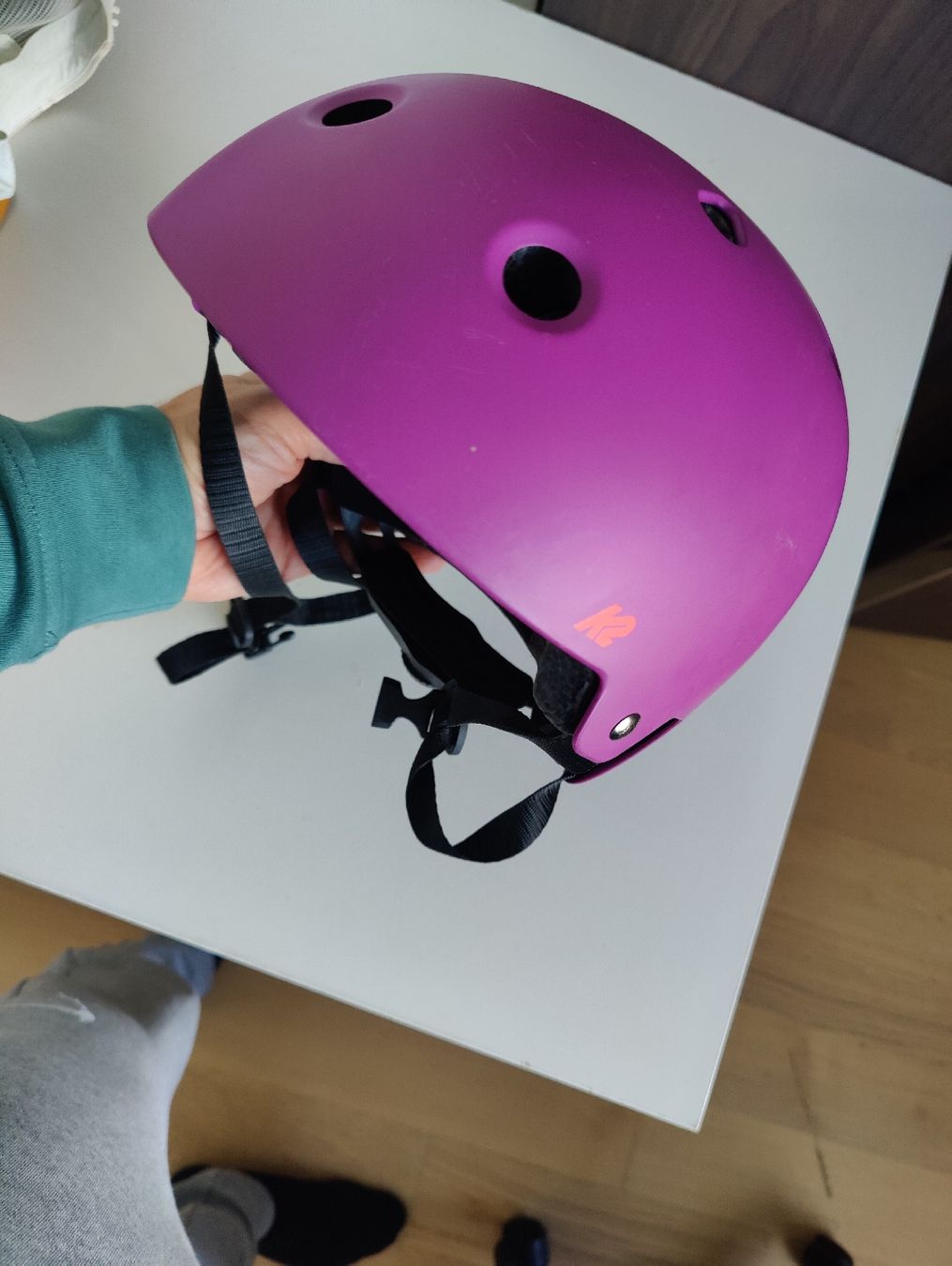 K2 Caschi: K2 Velohelm 55-58cm neuwertig – Nuovo (secondo la descrizione) da Zürich venduto da Rogi1
