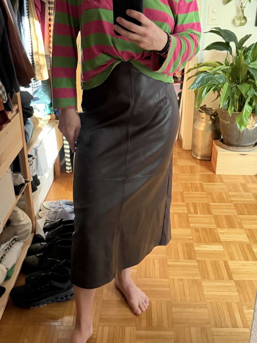 Röcke: Max Studio Leather Skirt - size S - Autumn Essential! – Neu (gemäss Beschreibung) aus Dietikon von dom_pvq5