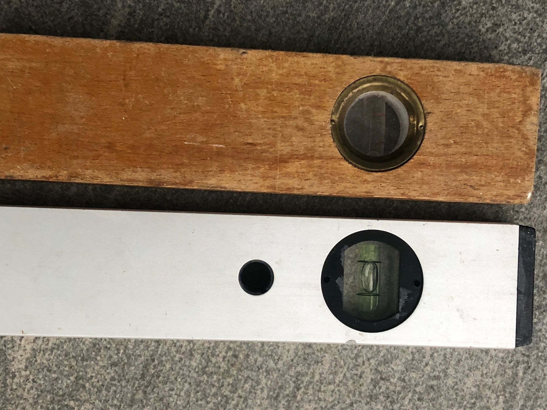Misurare: 2 Wasserwaagen – Usato da Eschenz venduto da glaro14 1